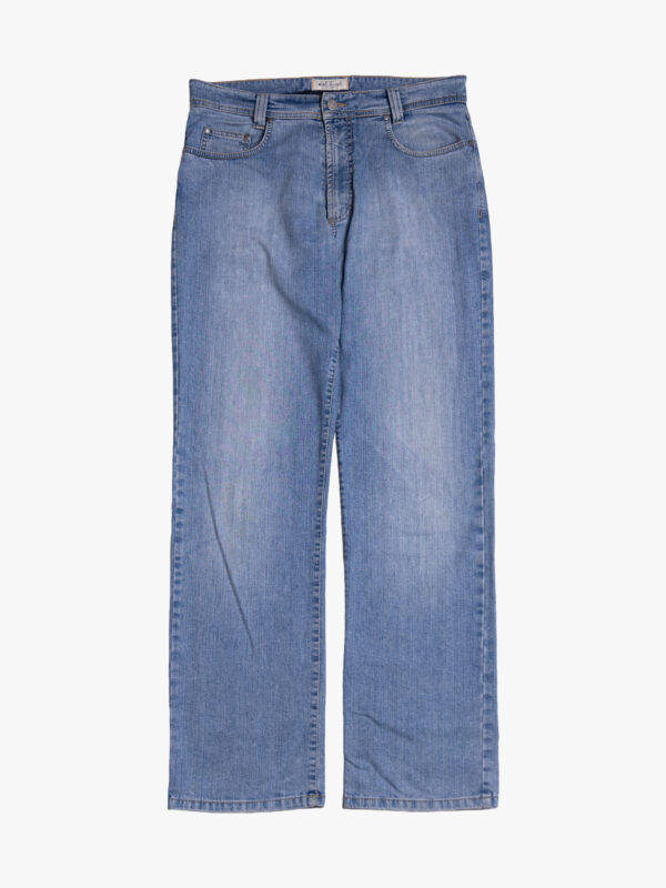 mac jeans1 MAC Jeans Light Blue Straight Fit Denim